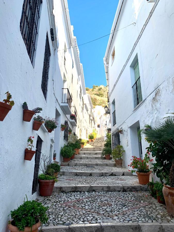 Casandalusí Frigiliana Exterior foto